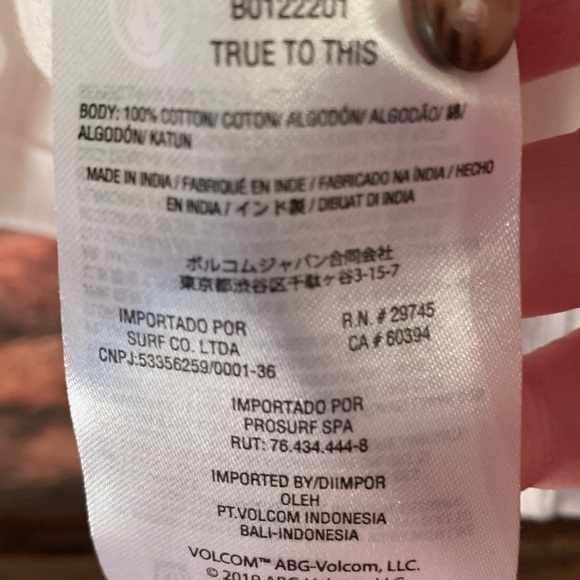 VolcomTank Size extra large NWT - Picture 6 of 6